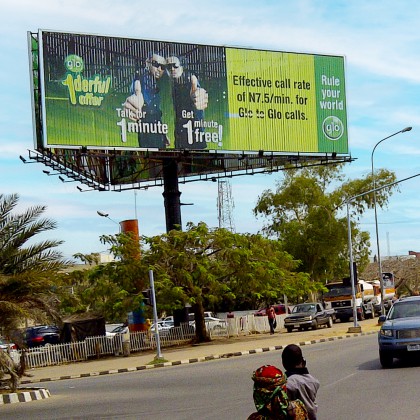 旋轉三面翻志牌高速公路定制三面翻廣告牌